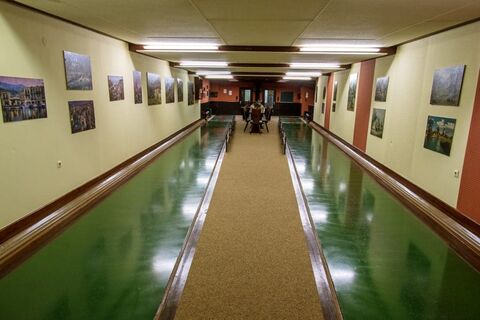 Kegelbahn Hotel Freihof Blick zum Ausgang